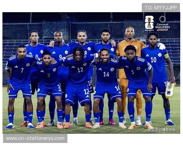 世界杯巴西队徽与海地队徽对比分析：两队标志设计背后的文化意义